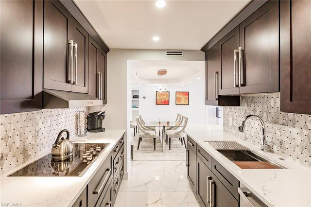 4001 Gulf Shore BLVD N 1104, Naples, FL 34103