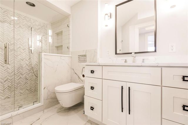 4001 Gulf Shore BLVD N 1104, Naples, FL 34103