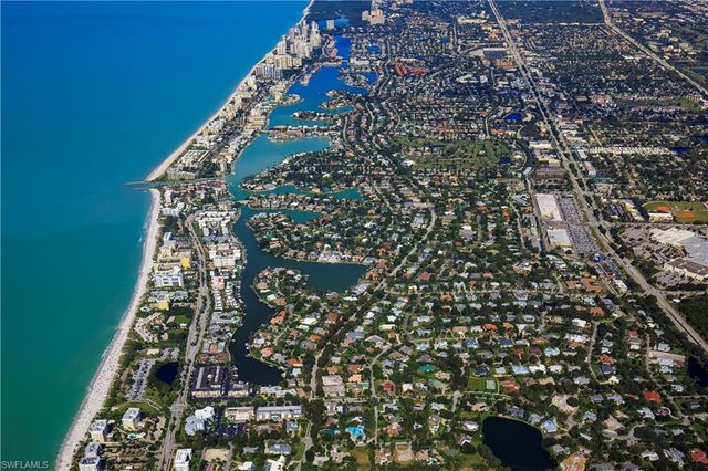 4001 Gulf Shore BLVD N 1104, Naples, FL 34103