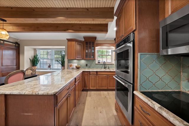 1500 Wagon Wheel Trail, Pantego, TX 76013