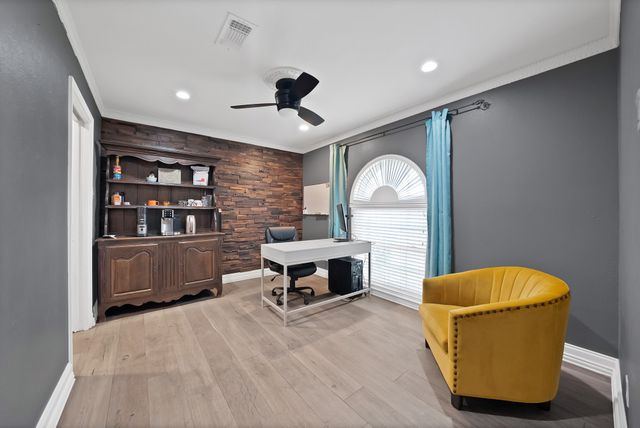 1500 Wagon Wheel Trail, Pantego, TX 76013