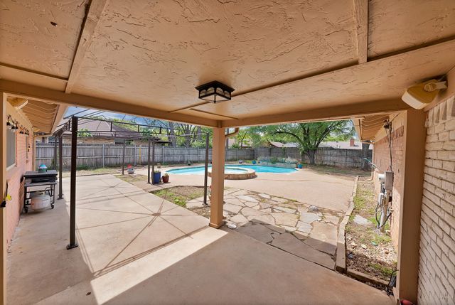 1500 Wagon Wheel Trail, Pantego, TX 76013