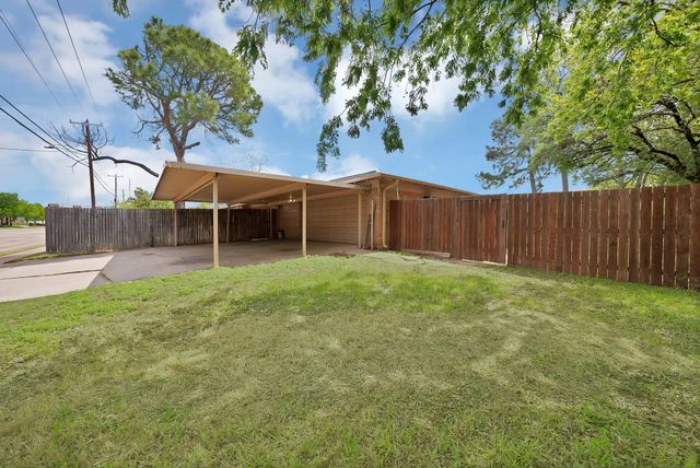 1500 Wagon Wheel Trail, Pantego, TX 76013