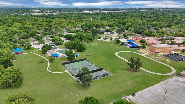 1500 Wagon Wheel Trail, Pantego, TX 76013