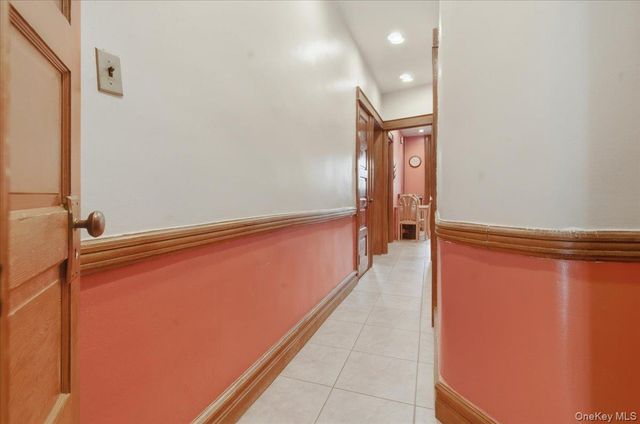 6051 68TH Avenue, Ridgewood, NY 11385