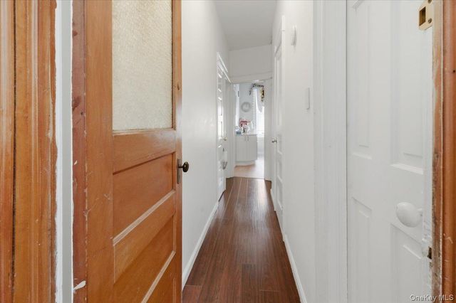 6051 68TH Avenue, Ridgewood, NY 11385