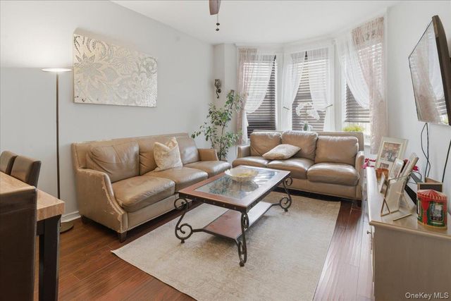 6051 68TH Avenue, Ridgewood, NY 11385