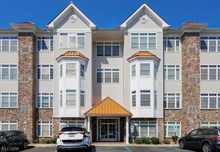 104 E Elizabeth Ave, Linden City, NJ 07036