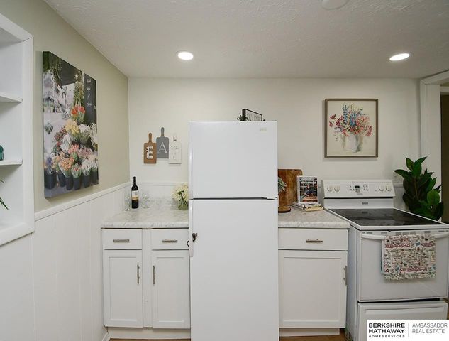 1235 N 7th Street, Lincoln, NE 68508