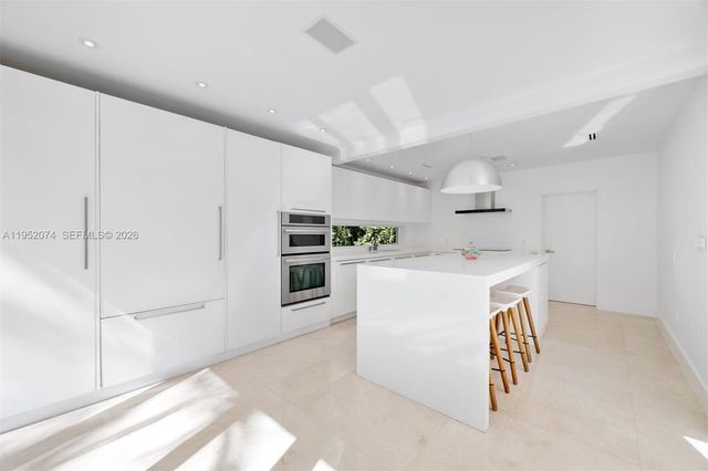 1430 N Baracoa Ave, Coral Gables, FL 33146