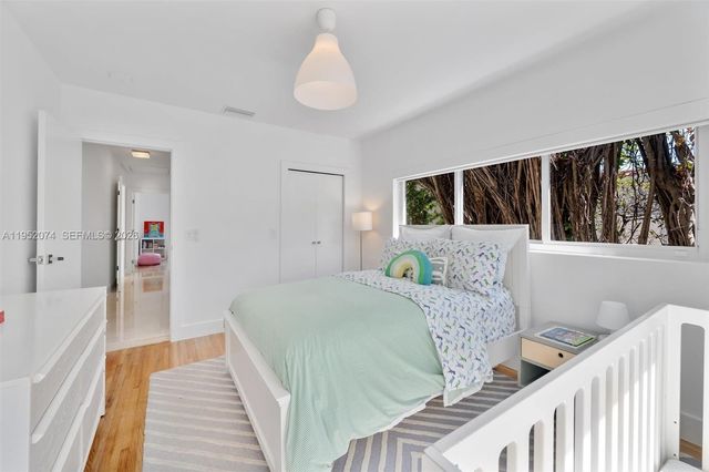 1430 N Baracoa Ave, Coral Gables, FL 33146