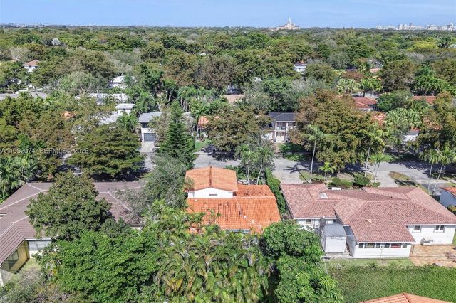 1430 N Baracoa Ave, Coral Gables, FL 33146