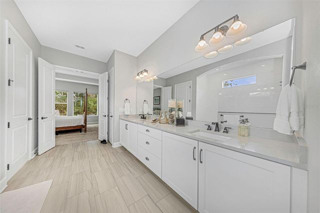 13931 NATURES RESERVE DRIVE, Lithia, FL 33547