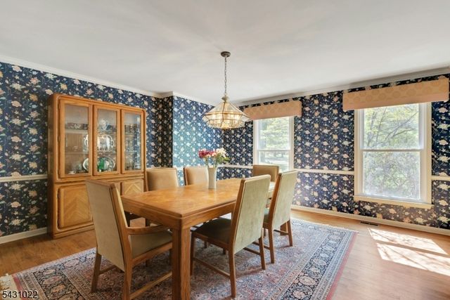 22 SANDALWOOD DR, Warren Twp., NJ 07059