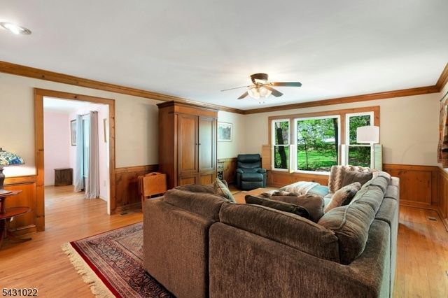22 SANDALWOOD DR, Warren Twp., NJ 07059