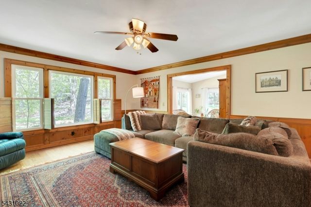 22 SANDALWOOD DR, Warren Twp., NJ 07059