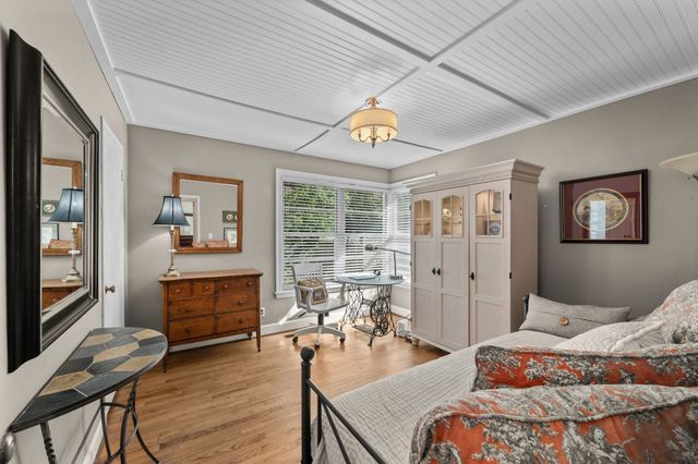 201 Brookfield Ave, Nashville, TN 37205