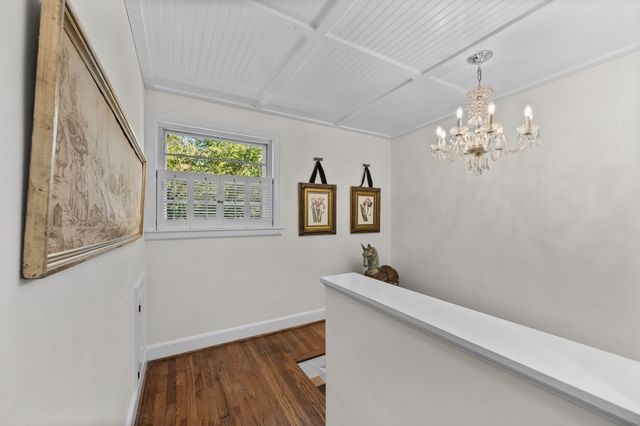 201 Brookfield Ave, Nashville, TN 37205