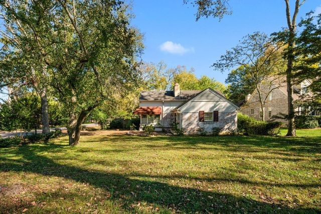 201 Brookfield Ave, Nashville, TN 37205