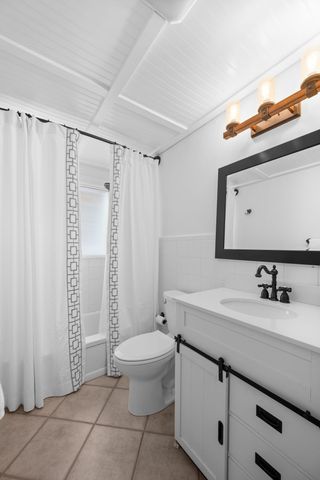 201 Brookfield Ave, Nashville, TN 37205