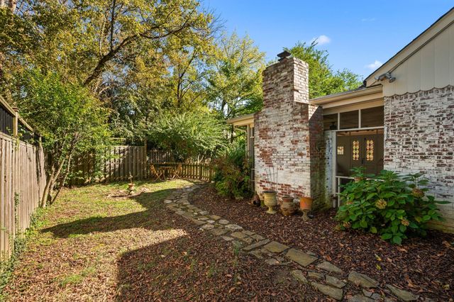 201 Brookfield Ave, Nashville, TN 37205