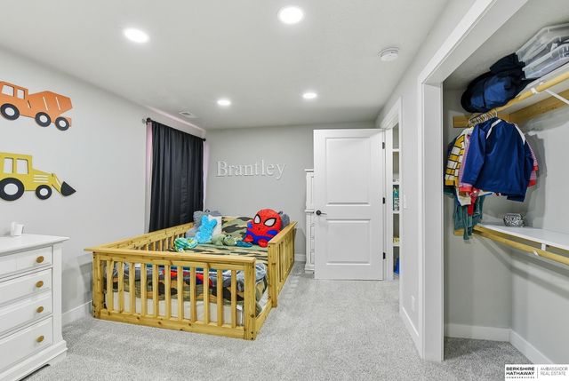 2714 N 202nd Street, Elkhorn, NE 68022