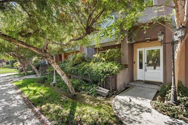 11622 Oxnard Street, North Hollywood, CA 91606