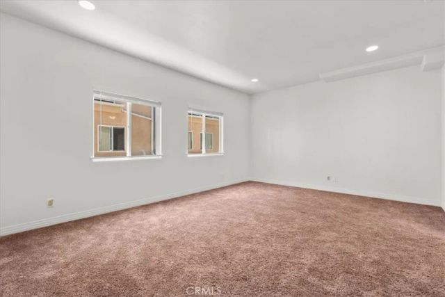 11622 Oxnard Street, North Hollywood, CA 91606