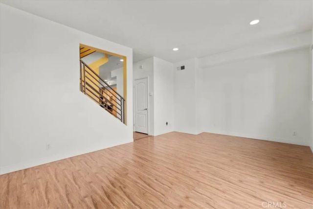 11622 Oxnard Street, North Hollywood, CA 91606