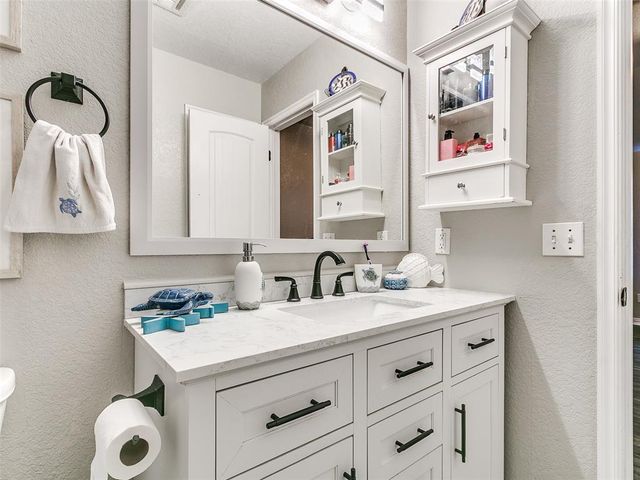 705 Night Hawk Drive, Norman, OK 73072