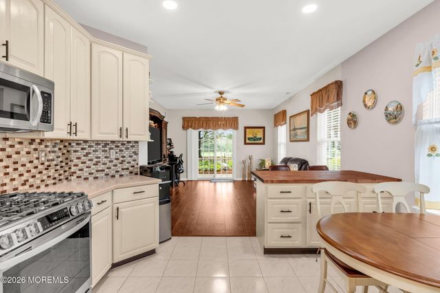 40 Isabella Drive, Manchester, NJ 08759