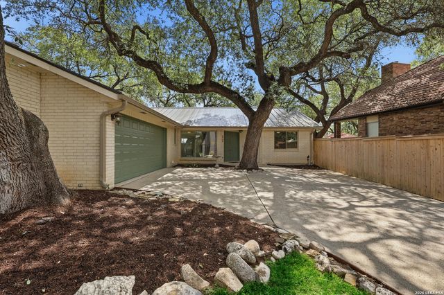 32 Donore, San Antonio, TX 78229