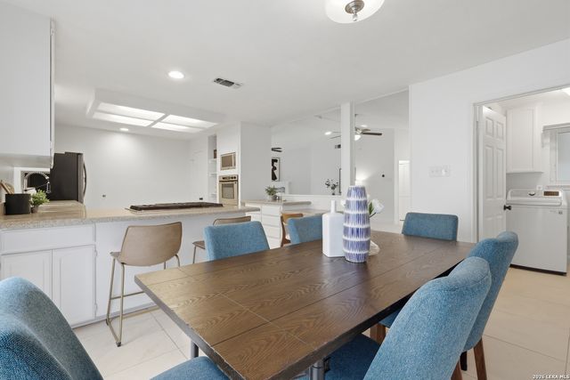 32 Donore, San Antonio, TX 78229