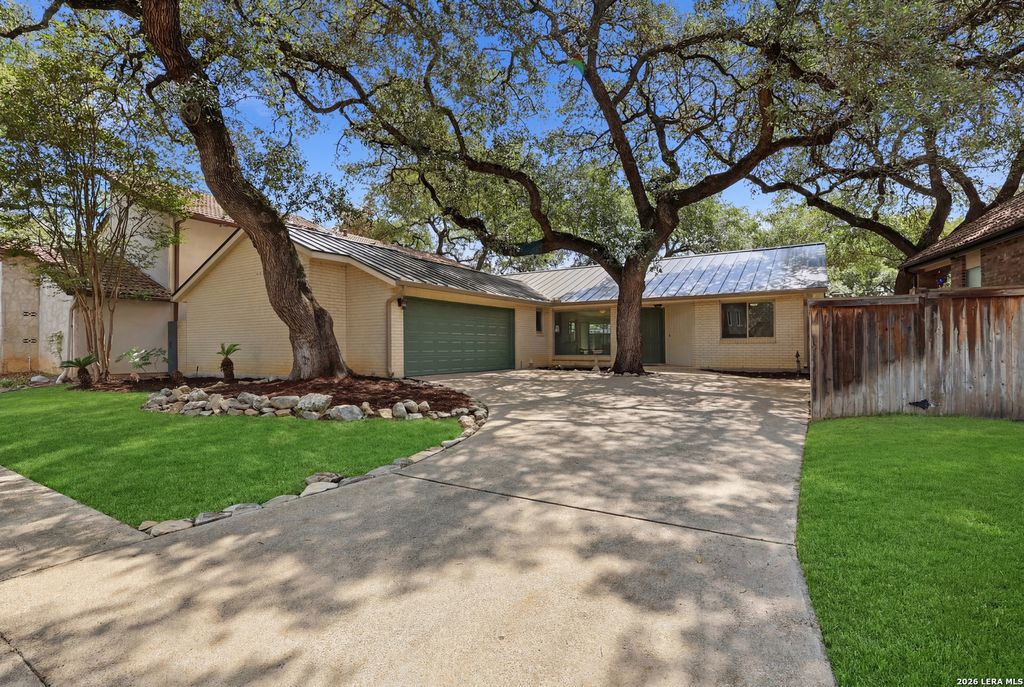 32 Donore, San Antonio, TX 78229