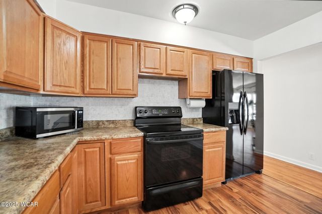 806 Tremont Avenue, Lima, OH 45801