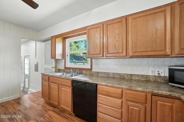 806 Tremont Avenue, Lima, OH 45801
