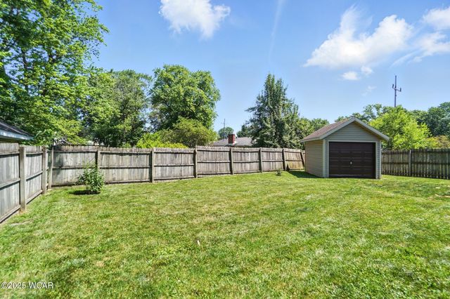 806 Tremont Avenue, Lima, OH 45801