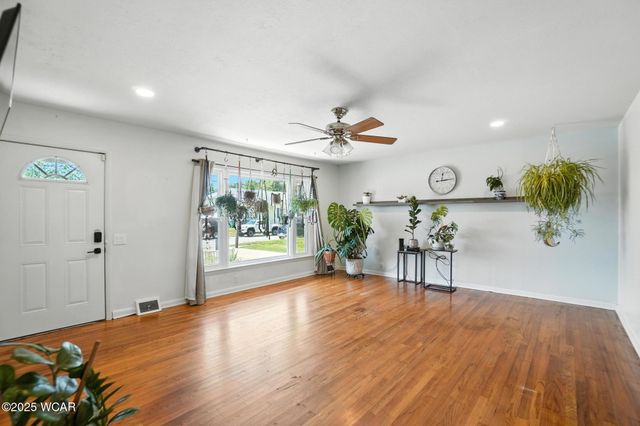 806 Tremont Avenue, Lima, OH 45801