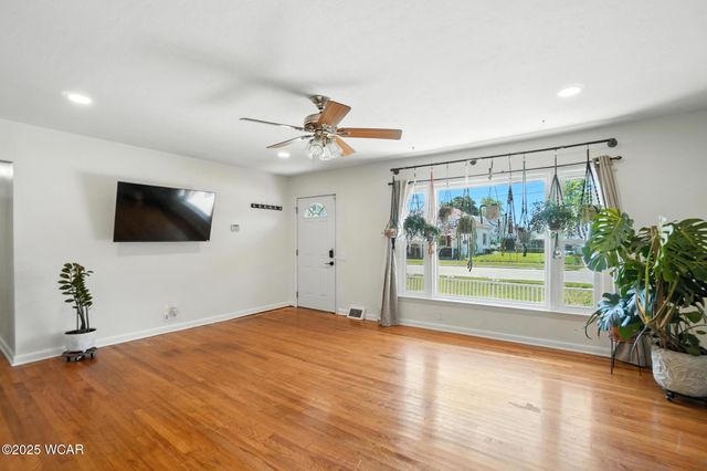 806 Tremont Avenue, Lima, OH 45801