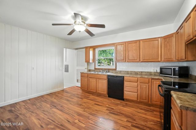 806 Tremont Avenue, Lima, OH 45801