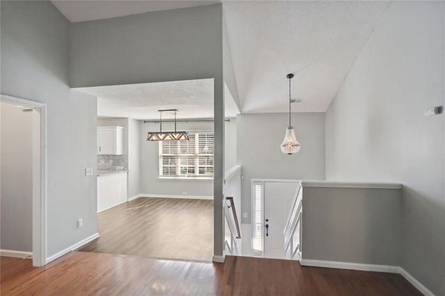 2400 Hampton Estates SW Drive, Marietta, GA 30008