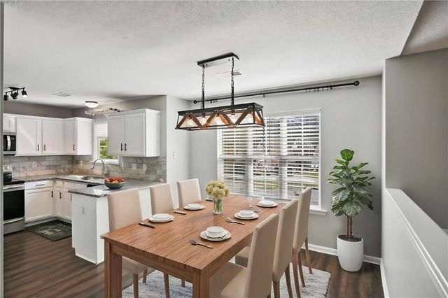 2400 Hampton Estates SW Drive, Marietta, GA 30008