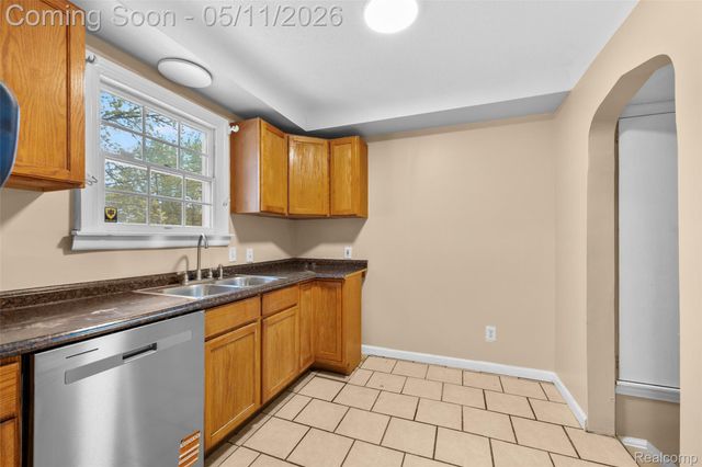 19422 Garfield, Redford Charter Township, MI 48240