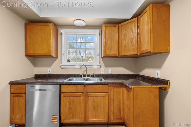 19422 Garfield, Redford Charter Township, MI 48240