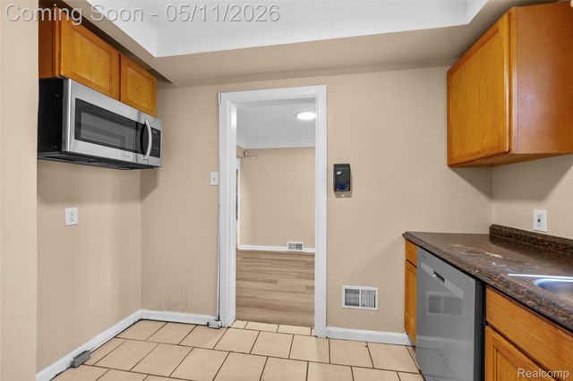 19422 Garfield, Redford Charter Township, MI 48240