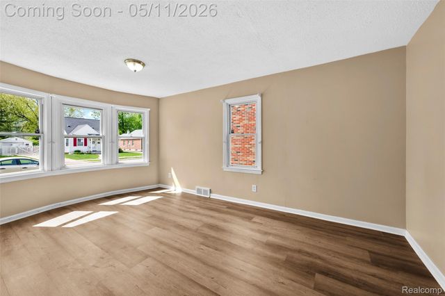 19422 Garfield, Redford Charter Township, MI 48240