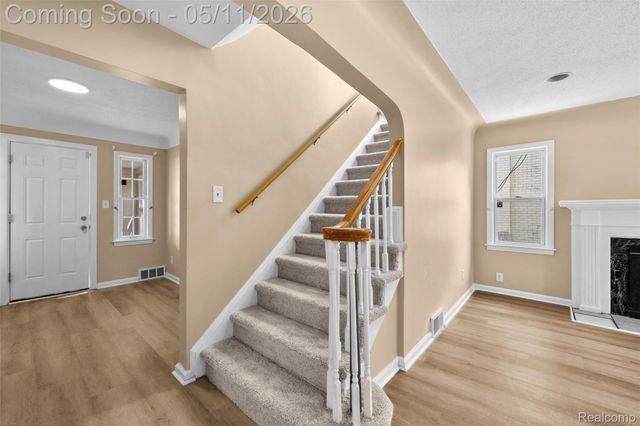 19422 Garfield, Redford Charter Township, MI 48240