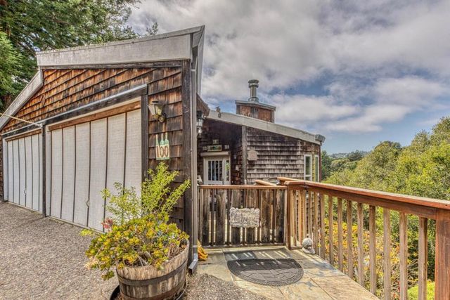 100 Carol Way, Aptos, CA 95003