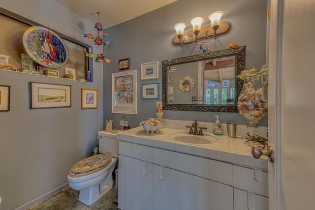 100 Carol Way, Aptos, CA 95003