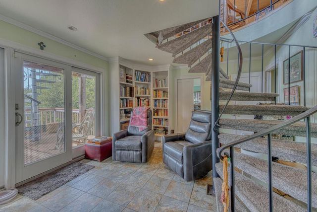 100 Carol Way, Aptos, CA 95003